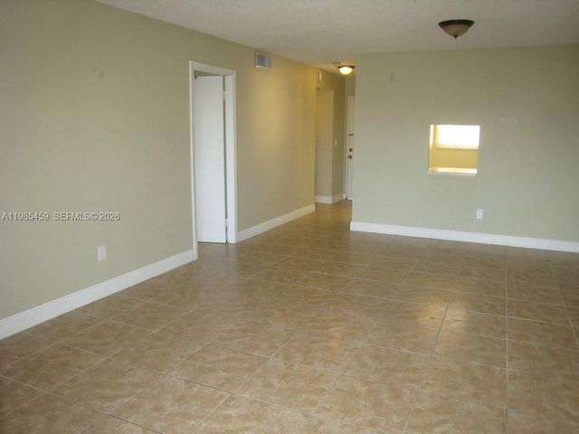 7800 CAMINO REAL H-412, Miami, FL 33143