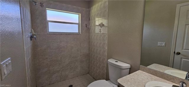 1626 SW Santa Barbara PL, Cape Coral, FL 33991