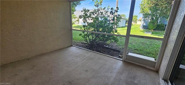 1626 SW Santa Barbara PL, Cape Coral, FL 33991