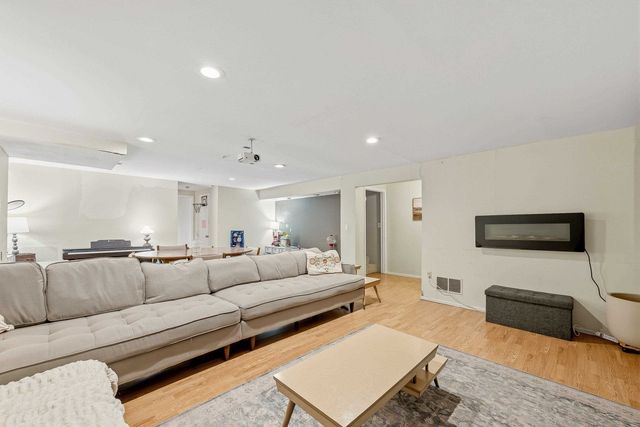 1153 S Burrus, Wichita, KS 67207
