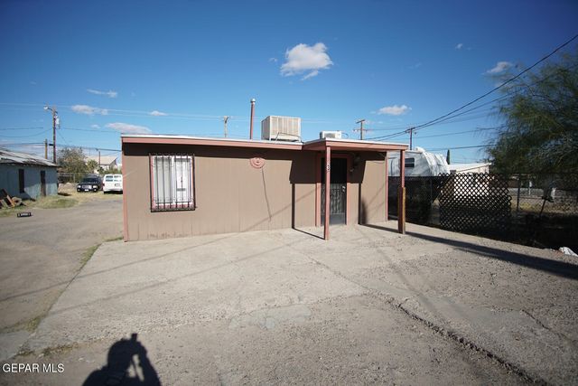 7161 Dale Road 3, El Paso, TX 79915