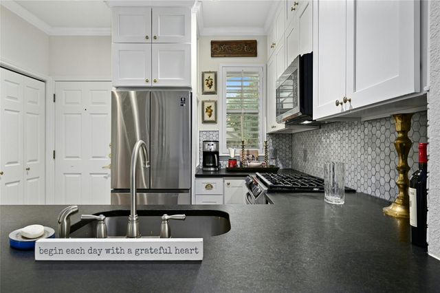 112 Ranier LN, Georgetown, TX 78633