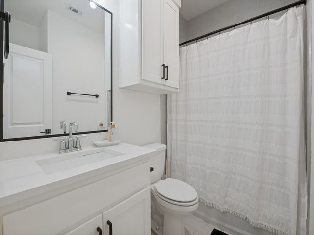 9701 Lancelot Circle, Fort Worth, TX 76140