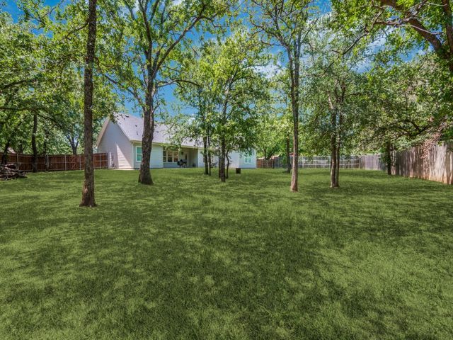 9701 Lancelot Circle, Fort Worth, TX 76140