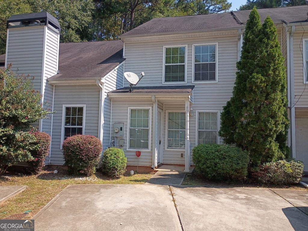 2590 Wellington Walk Place, Lithonia, GA 30058