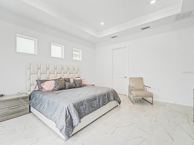 10537 TORCHWOOD SEA WAY, San Antonio, FL 33576