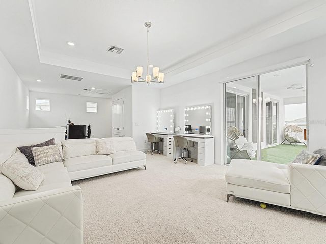 10537 TORCHWOOD SEA WAY, San Antonio, FL 33576