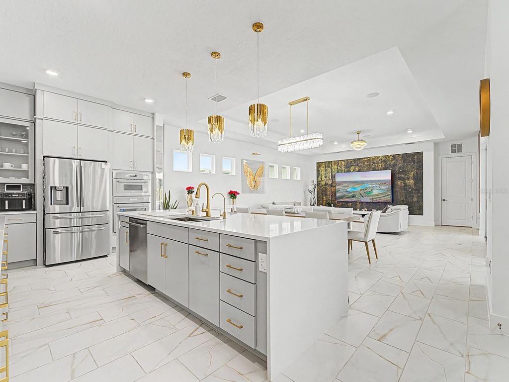 Image 20 of property listing at 10537 TORCHWOOD SEA WAY, San Antonio, FL 33576