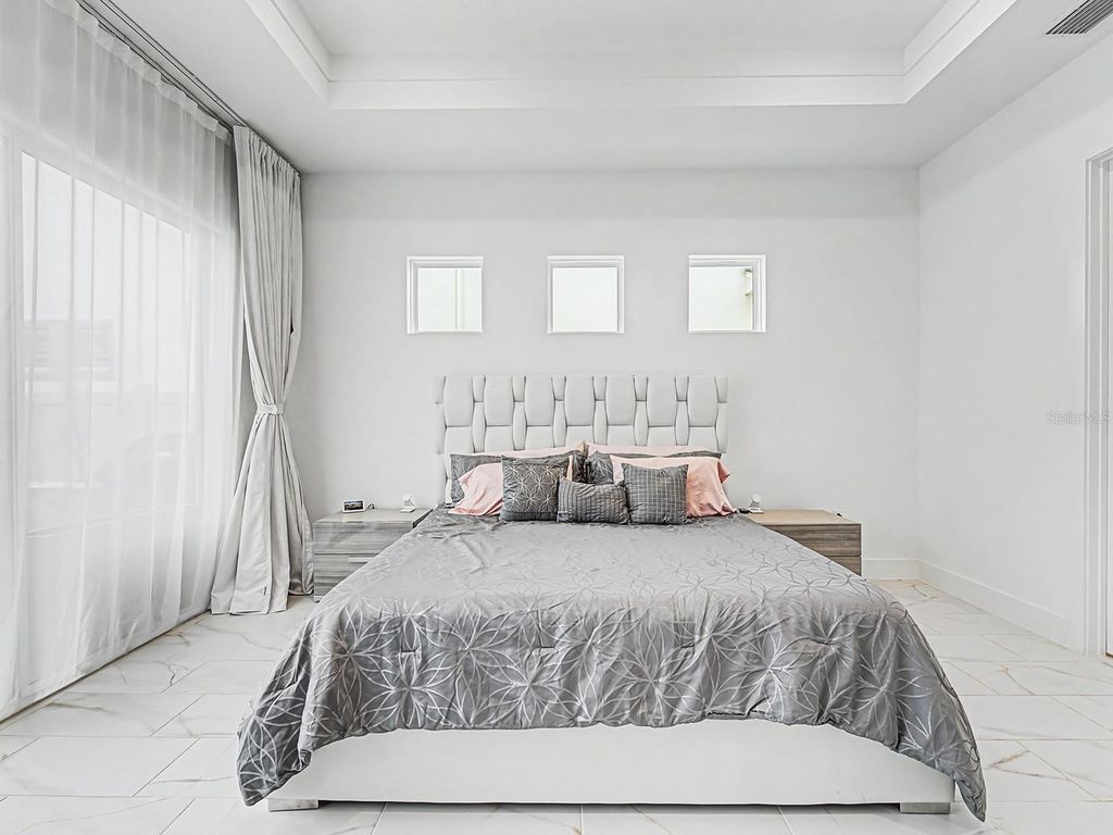 Image 22 of property listing at 10537 TORCHWOOD SEA WAY, San Antonio, FL 33576