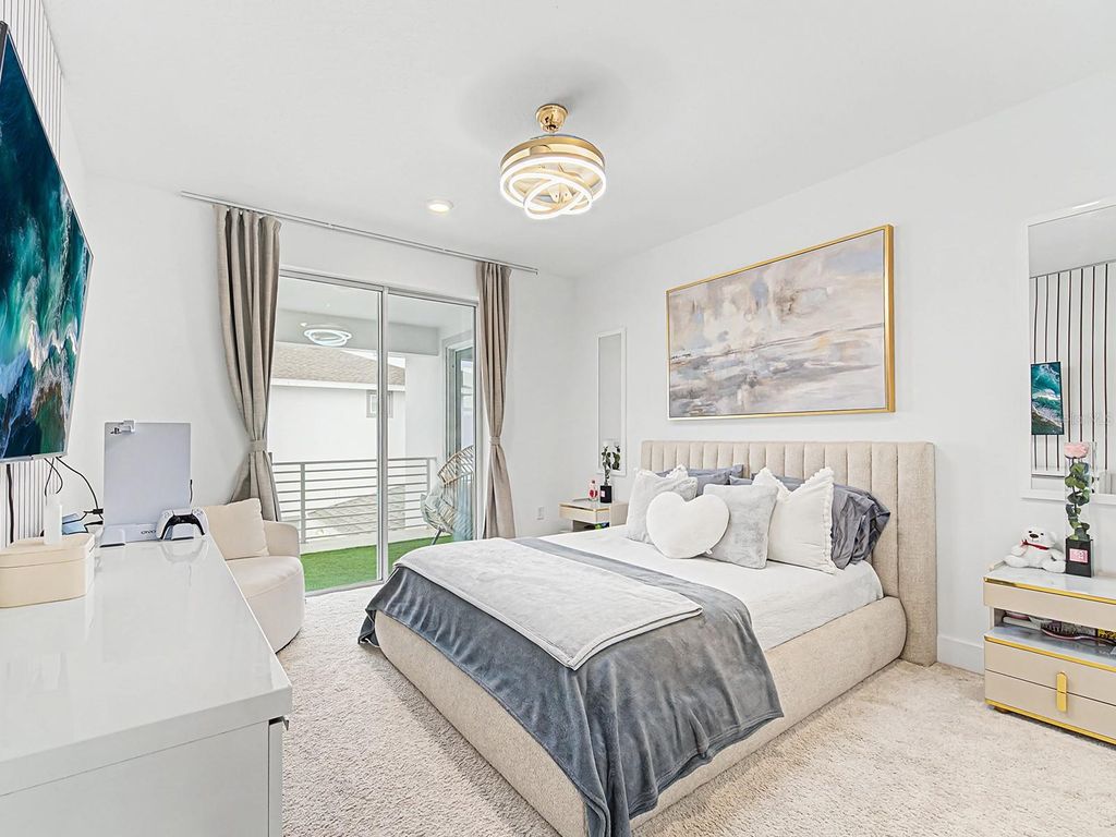 Image 24 of property listing at 10537 TORCHWOOD SEA WAY, San Antonio, FL 33576