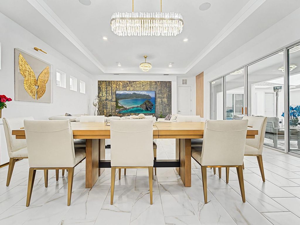 Image 5 of property listing at 10537 TORCHWOOD SEA WAY, San Antonio, FL 33576