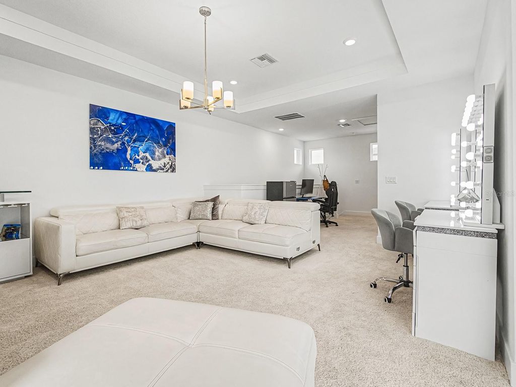 Image 42 of property listing at 10537 TORCHWOOD SEA WAY, San Antonio, FL 33576