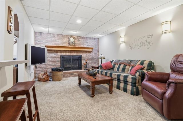 103 Seminole Trl, Center Twp, PA 16001