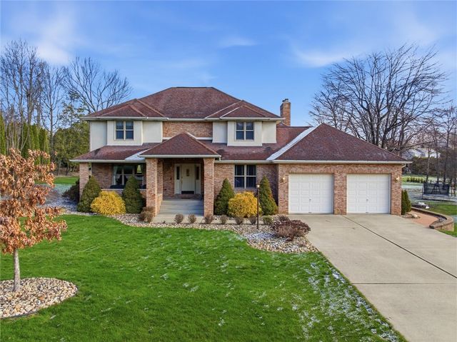 103 Seminole Trl, Center Twp, PA 16001