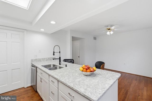 1734 DANA ST, Crofton, MD 21114