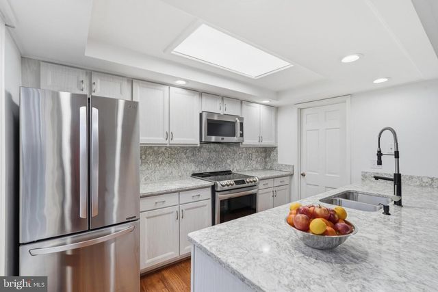 1734 DANA ST, Crofton, MD 21114