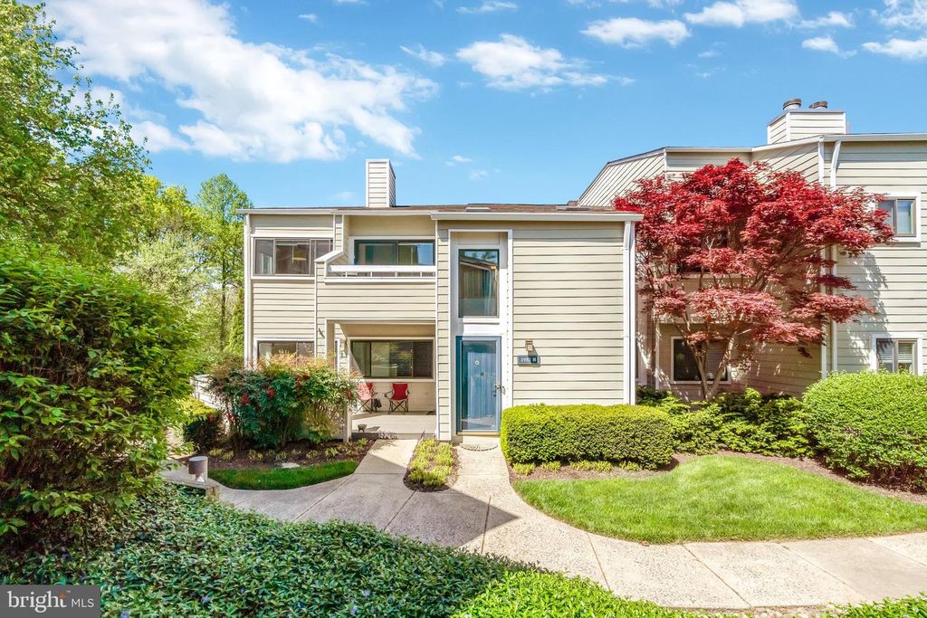 1981-B VILLARIDGE DR #1981B, Reston, VA 20191