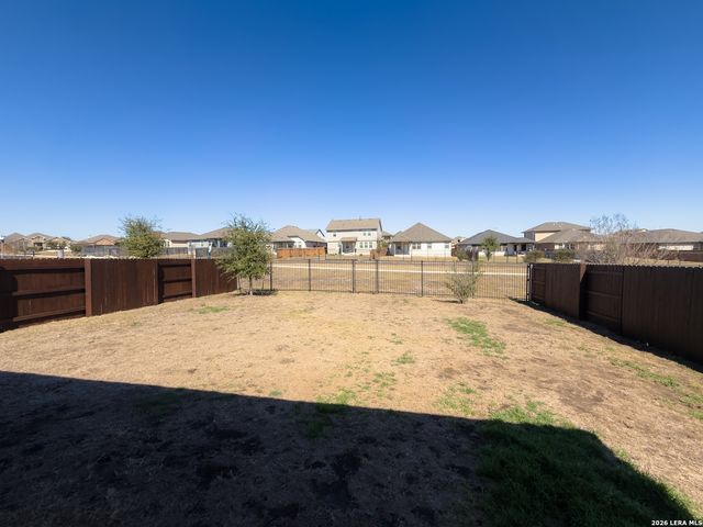 139 Lyndon Drive, San Marcos, TX 78666