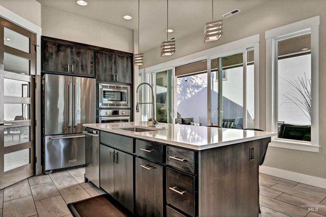 1331 E Lone Creek Dr., Eagle, ID 83616