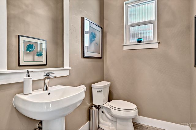 1331 E Lone Creek Dr., Eagle, ID 83616