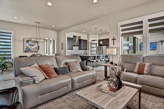 1331 E Lone Creek Dr., Eagle, ID 83616