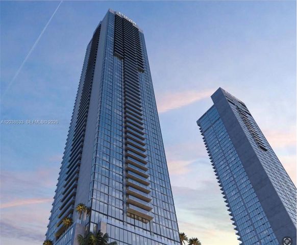 20 NE 11th st 5305, Miami, FL 33132