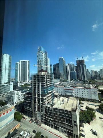 20 NE 11th st 5305, Miami, FL 33132