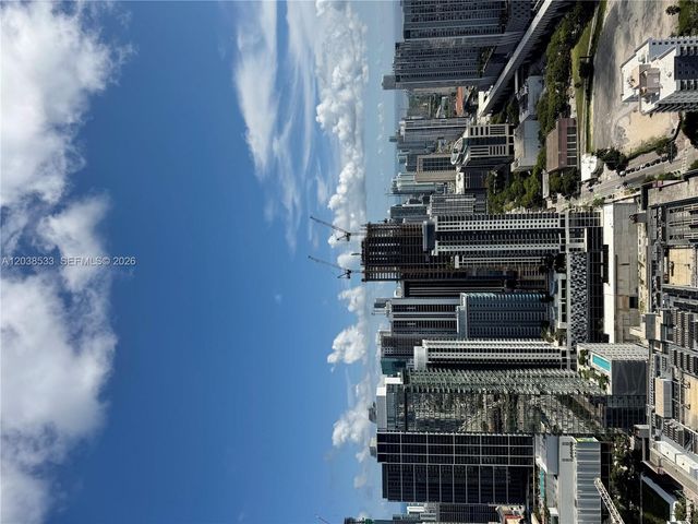 20 NE 11th st 5305, Miami, FL 33132