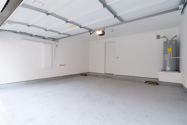 5857 E Post Oak Lane, Houston, TX 77055