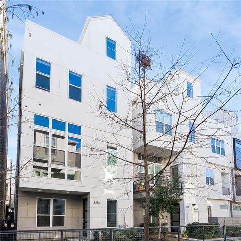 5857 E Post Oak Lane, Houston, TX 77055