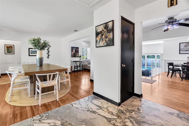 660 NE 121st St, Biscayne Park, FL 33161