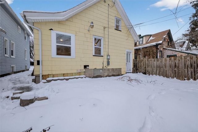 24 Bloomfield Place, Rochester, NY 14620