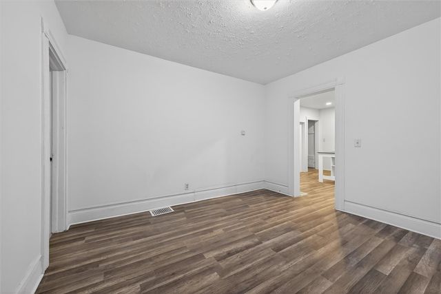 24 Bloomfield Place, Rochester, NY 14620