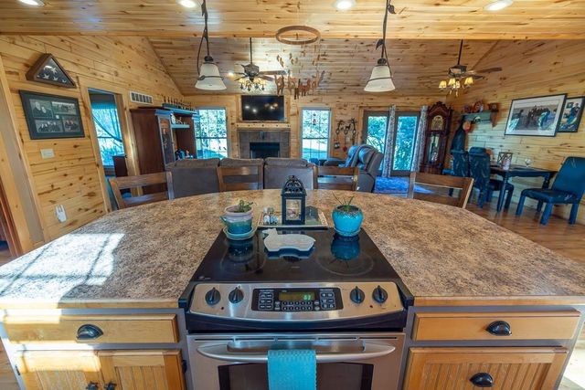 28909 E 297th Street, Garden City, MO 64747