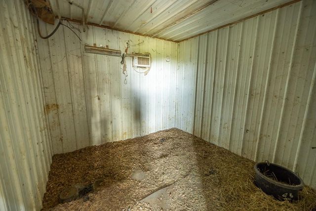 28909 E 297th Street, Garden City, MO 64747