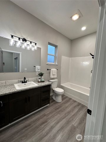 430 E Curtis, Aberdeen, WA 98520