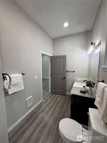 430 E Curtis, Aberdeen, WA 98520