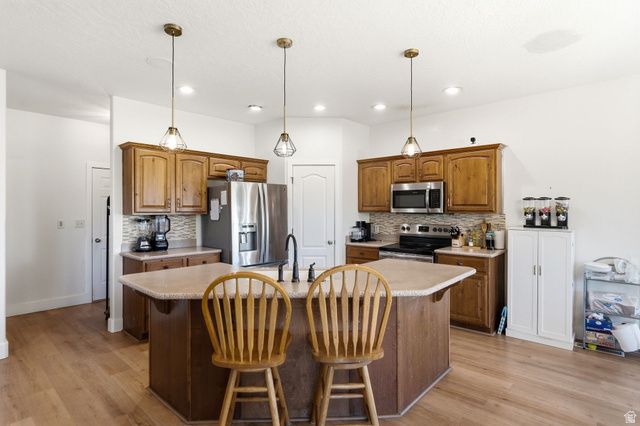 4691 E DECRESCENDO DR, Eagle Mountain, UT 84005