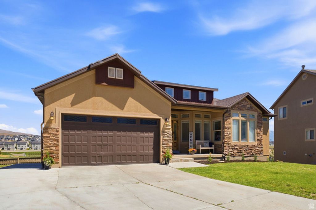 Image 36 of property listing at 4691 E DECRESCENDO DR, Eagle Mountain, UT 84005