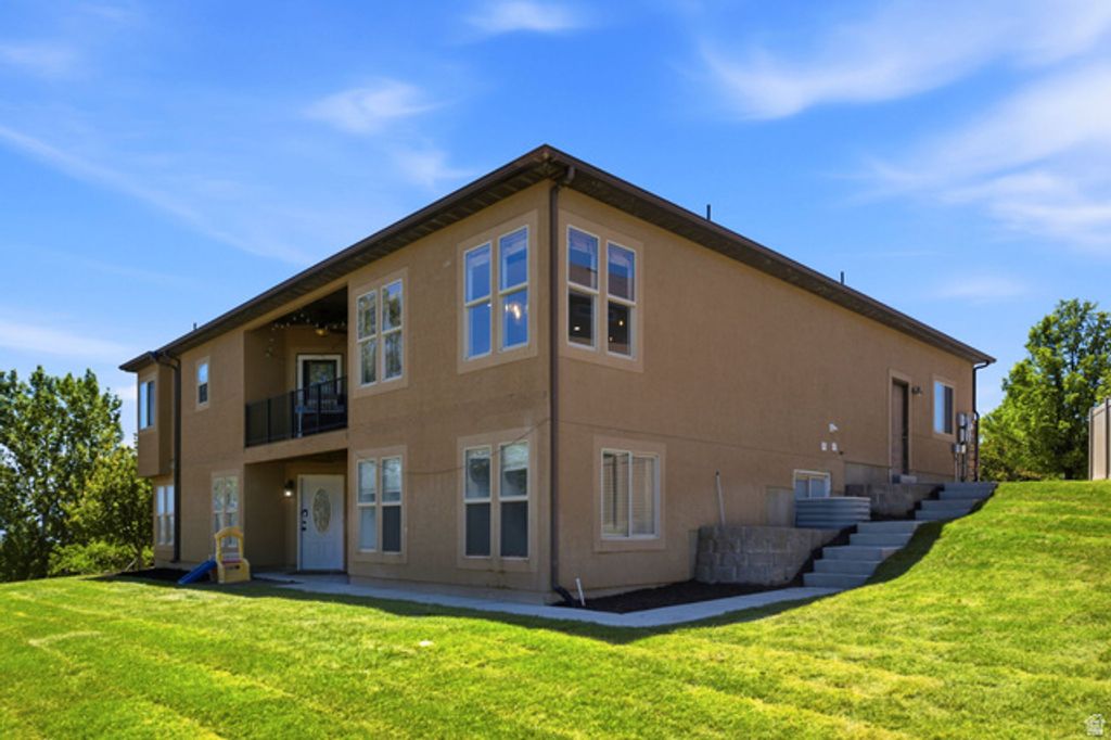 Image 37 of property listing at 4691 E DECRESCENDO DR, Eagle Mountain, UT 84005