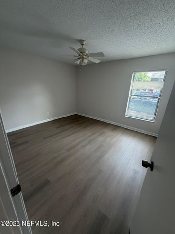5557 GREATPINE Lane S, Jacksonville, FL 32244