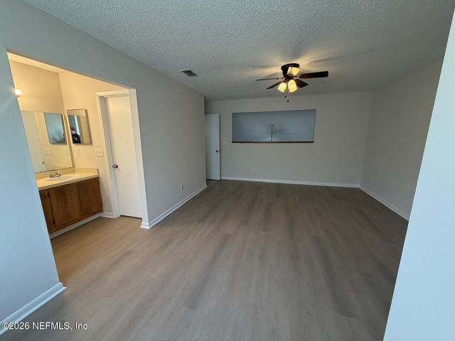 5557 GREATPINE Lane S, Jacksonville, FL 32244