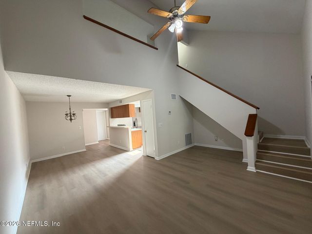 5557 GREATPINE Lane S, Jacksonville, FL 32244