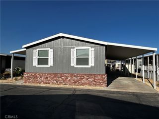 2205 W Acacia Ave 129, Hemet, CA 92545