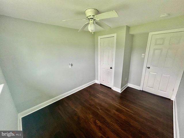 318 UNIVERSITY AVE, Pemberton, NJ 08068