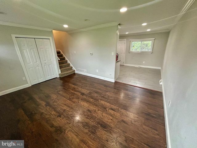 318 UNIVERSITY AVE, Pemberton, NJ 08068