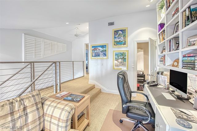 4717 Villa Mare LN 26-15, Naples, FL 34103