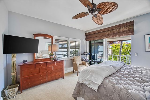 4717 Villa Mare LN 26-15, Naples, FL 34103