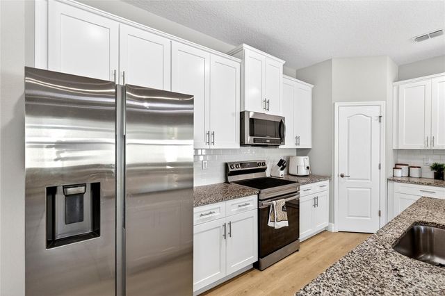 14055 SW 30TH TERRACE ROAD, Ocala, FL 34473