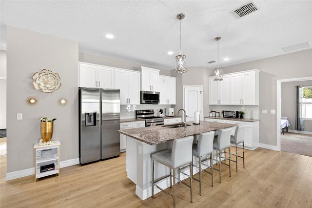 14055 SW 30TH TERRACE ROAD, Ocala, FL 34473